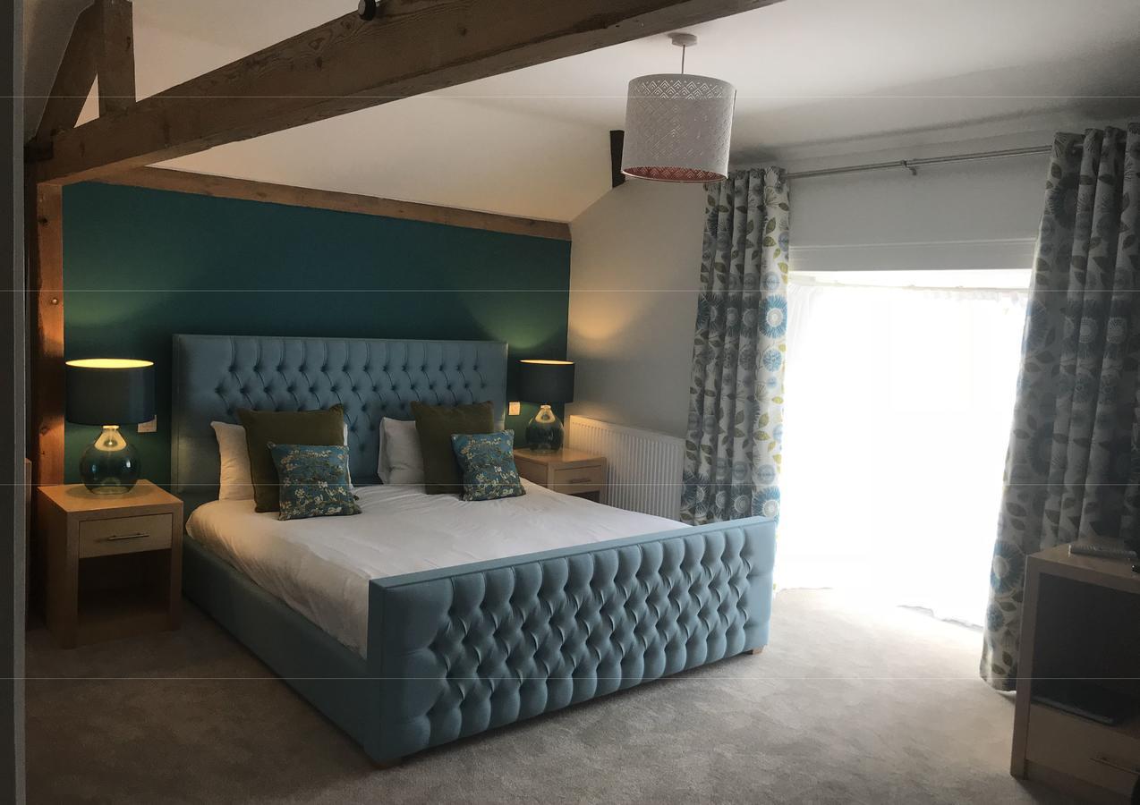The Highworth Hotel Суиндон Экстерьер фото