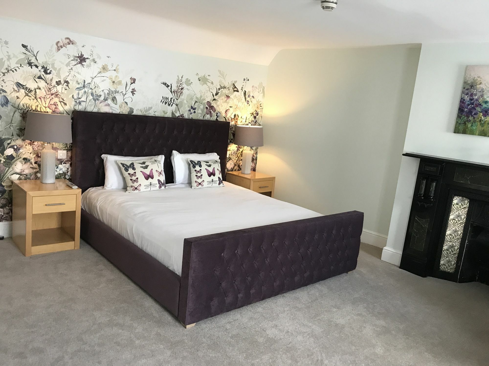 The Highworth Hotel Суиндон Экстерьер фото